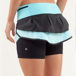 Lululemon Run: Speed Squad Skirt size 2 shorts 
Tonka Stripe Angle Blue black